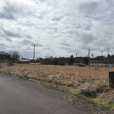 新潟県胎内市村松浜より、130万円（税込）の開放感あふれる物件が登場しました。